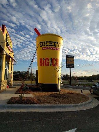 Dickey's Barbecue Pit